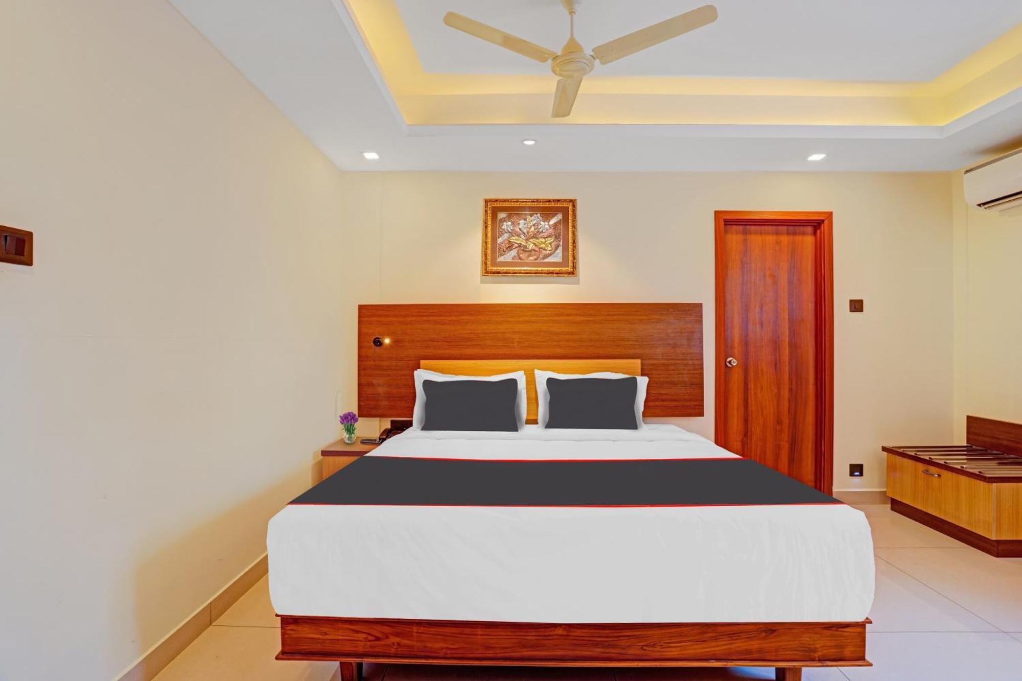 Super Collection O Pallava Rajadhani Thiruvananthapuram Ngoại thất bức ảnh